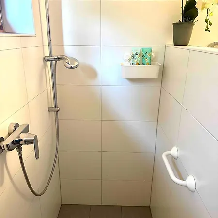 Underground - Modern *