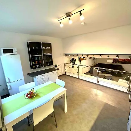 Underground - Modern *